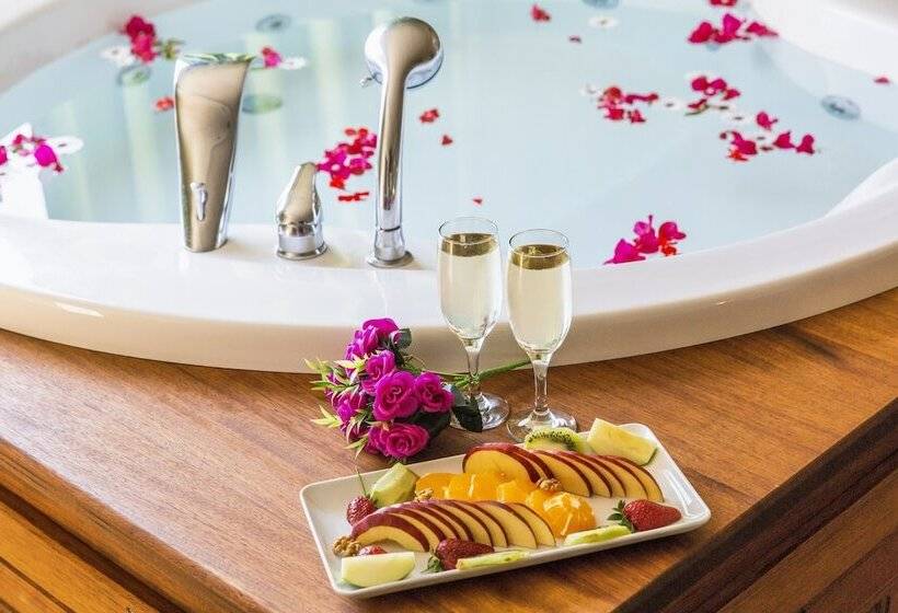 Deluxe Suite Sea View, Lissiya