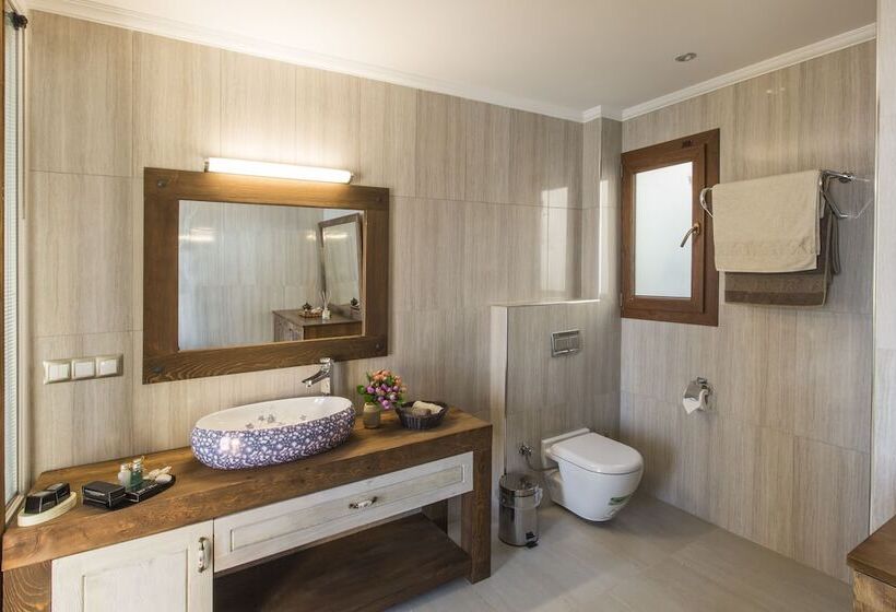 Deluxe Suite Sea View, Lissiya