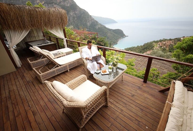 Deluxe Suite Sea View, Lissiya