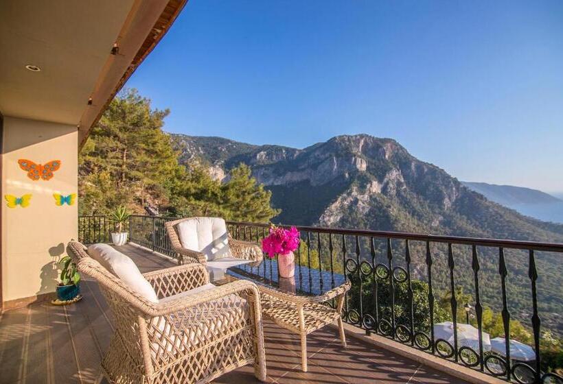 Deluxe Suite Sea View, Lissiya