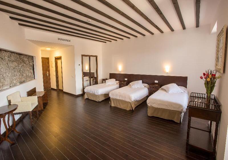 اتاق استاندارد سه نفره, Palacio Del Infante Don Juan Manuel Hotel Spa