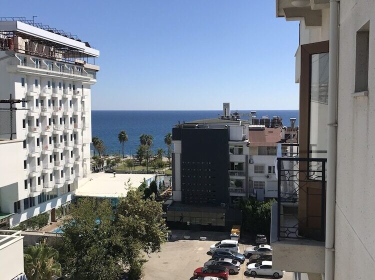 اتاق استاندارد یک نفره با چشم‌انداز دریا, Royal Hill