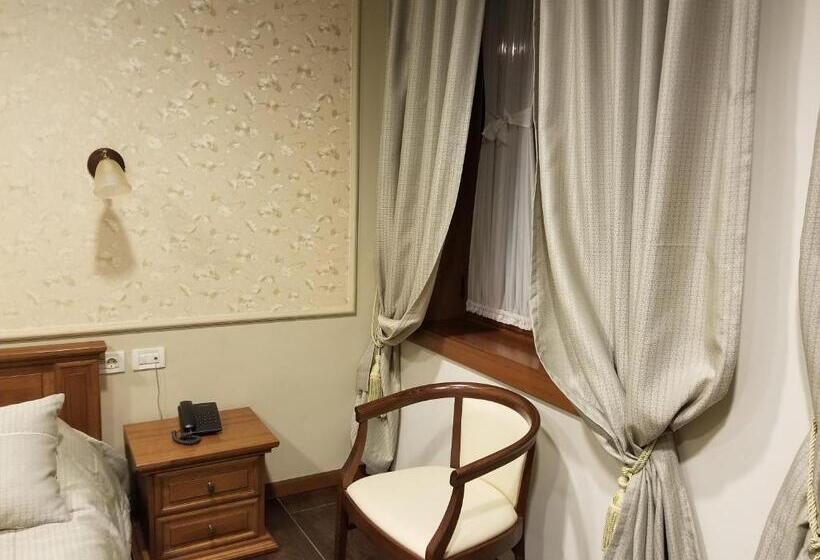 اتاق استاندارد, Vila Sigal Pogradec