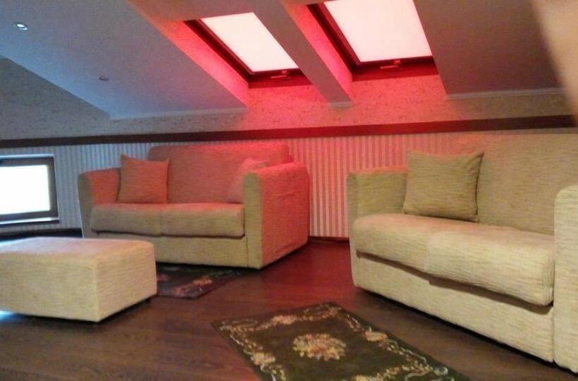 آپارتمان 1 خوابه, Vila Sigal Pogradec
