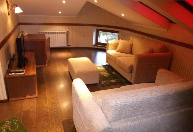 آپارتمان 1 خوابه, Vila Sigal Pogradec