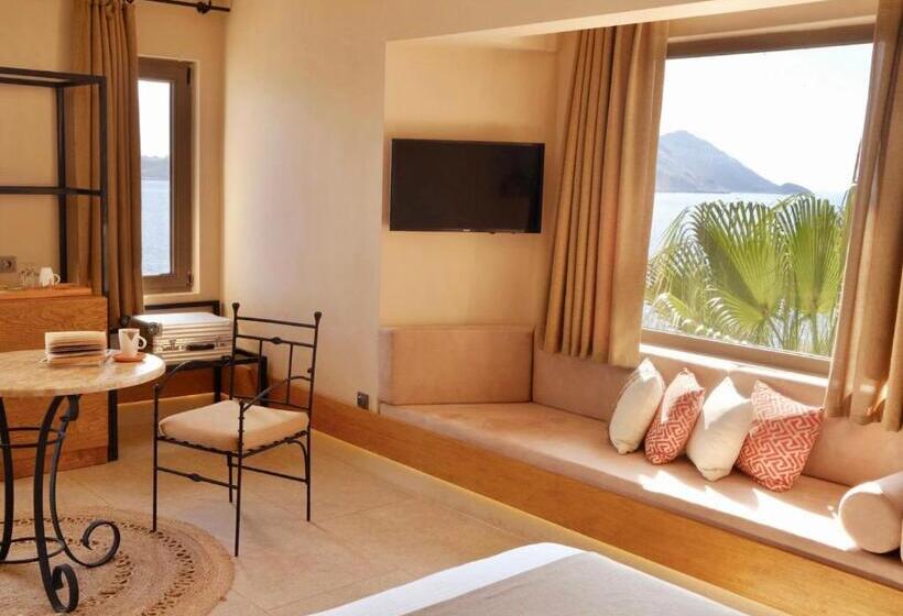 اتاق استاندارد با چشم‌انداز دریا, Villa  Tamara