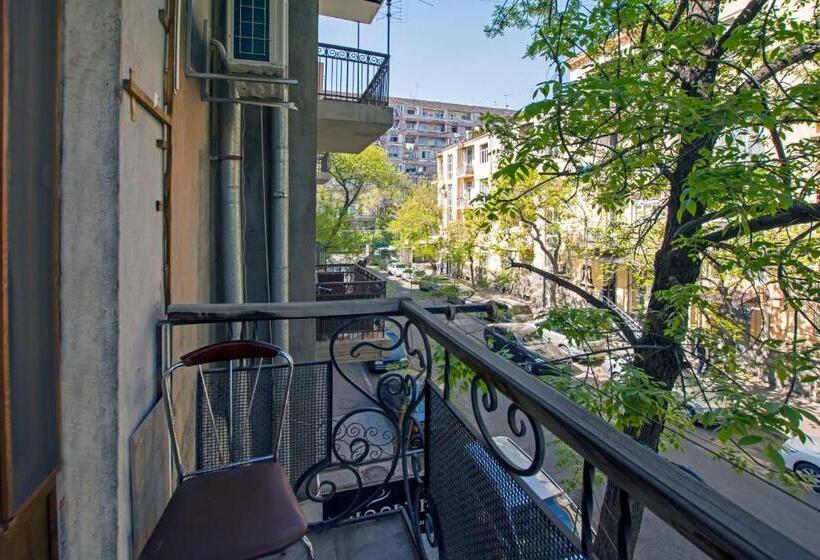 غرفة قياسية حمام مشترك, Yerevan Hostel