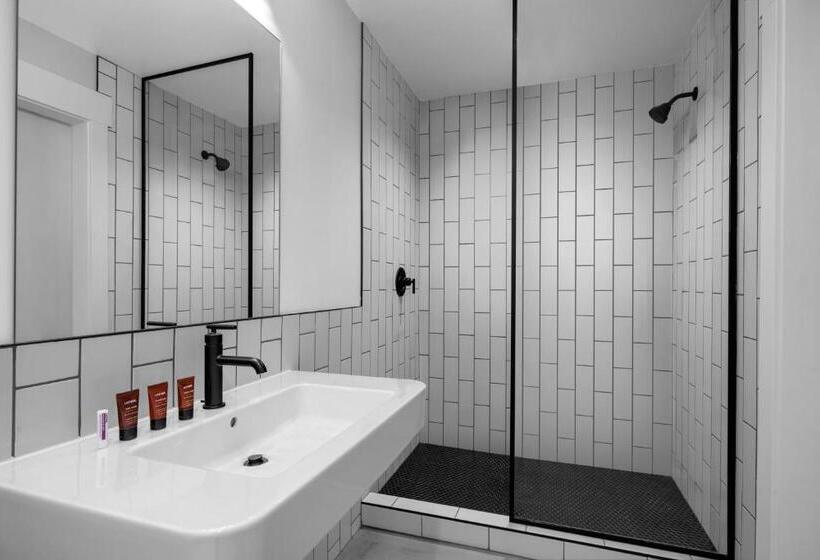 استودیوی لوکس, Evo Hotel Salt Lake City