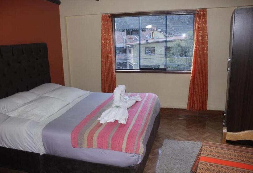 اتاق لوکس, Hostal Qorisonqo Inn Ollantaytambo