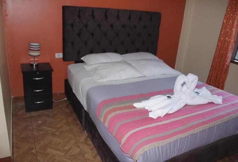 اتاق لوکس, Hostal Qorisonqo Inn Ollantaytambo