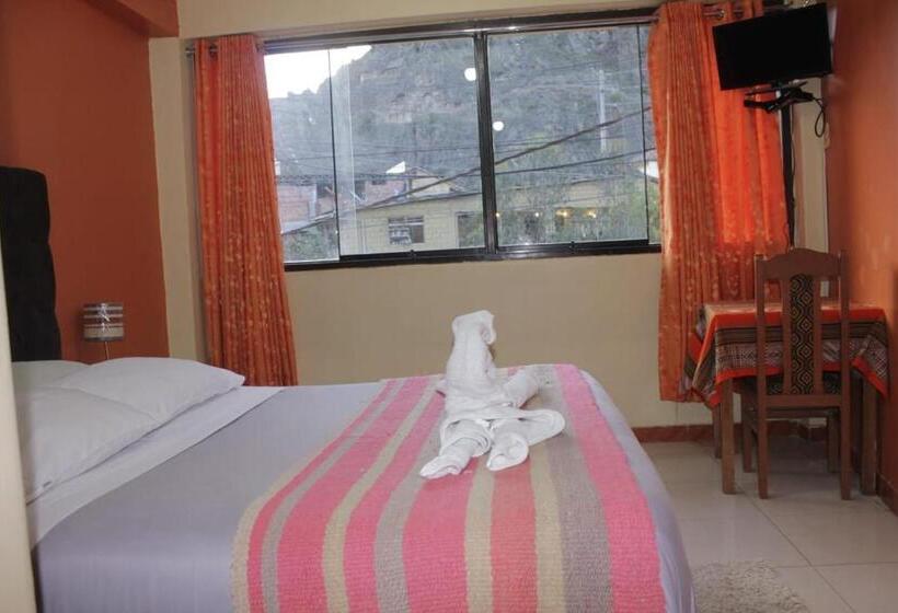 اتاق لوکس, Hostal Qorisonqo Inn Ollantaytambo