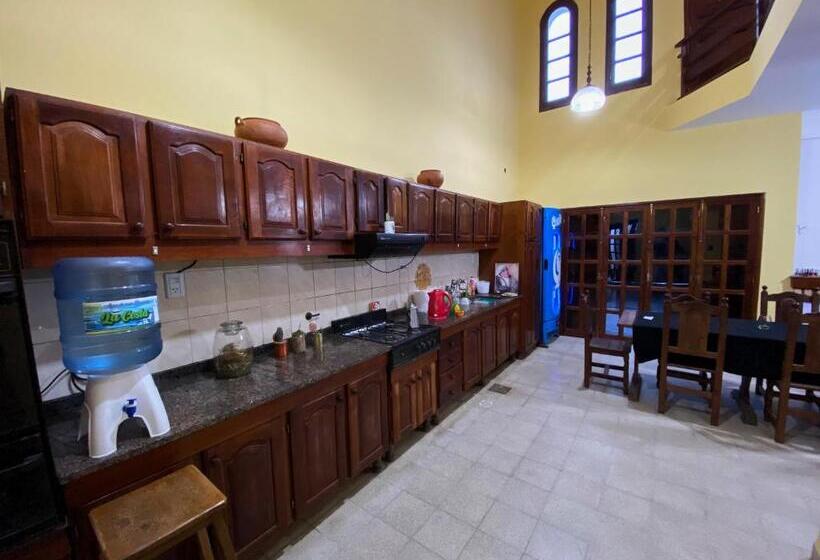 اتاق استاندارد سه نفره, Hostal Lo De Ramona