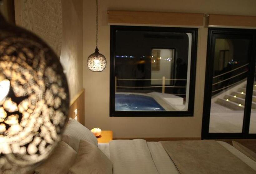 سوئیت اجرایی با مشاهده, Benben By Dhara Hotels   Adults Only