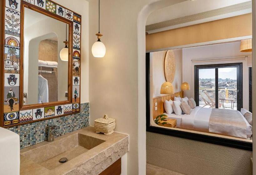 سوئیت اجرایی با مشاهده, Benben By Dhara Hotels   Adults Only