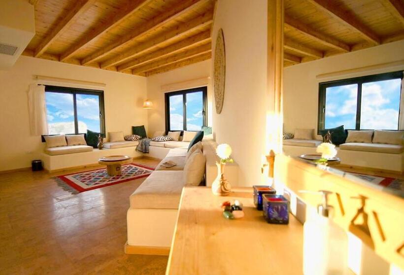 سوئیت اجرایی با مشاهده, Benben By Dhara Hotels   Adults Only