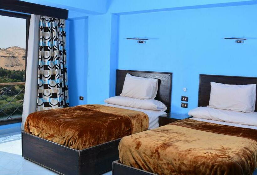 اتاق استاندارد با چشم‌انداز دریا, Aswan Nile Palace