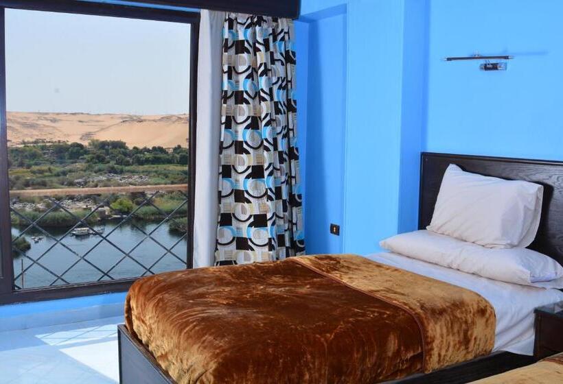 اتاق استاندارد با چشم‌انداز دریا, Aswan Nile Palace