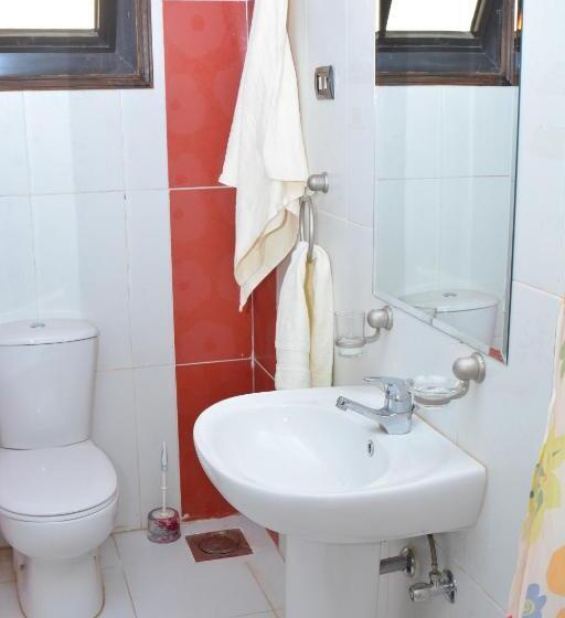 اتاق لوکس با بالکن و چشم‌انداز دریا, Aswan Nile Palace