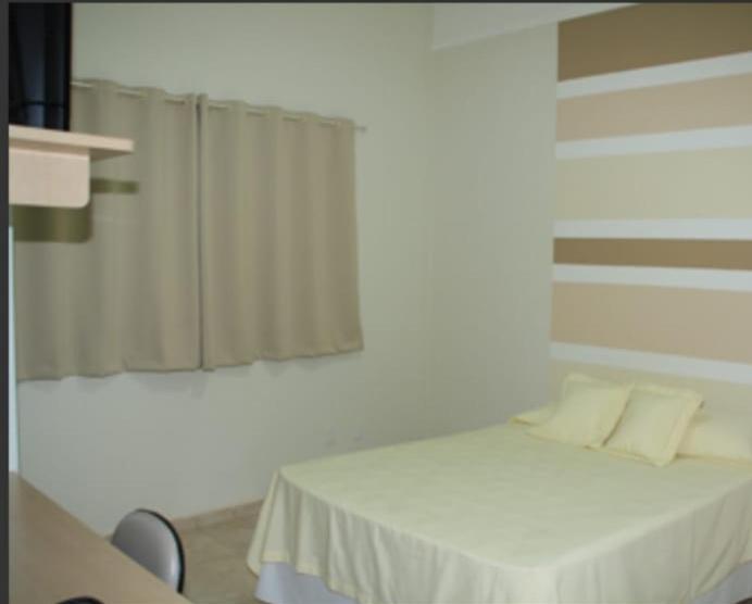 اتاق اکونومی یک تخته, Dublin