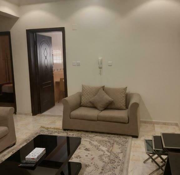 آپارتمان 2 خوابه, Benayt Al Saraya