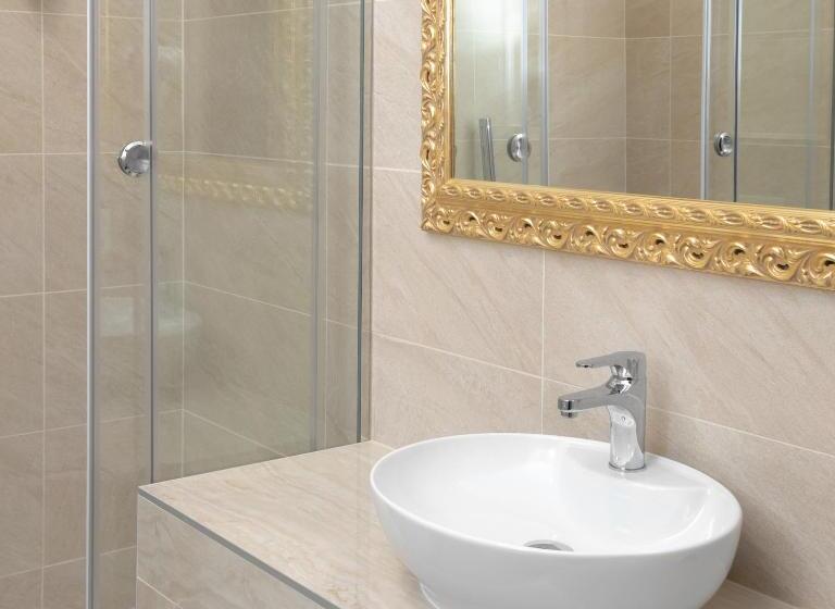 اتاق استاندارد سه نفره, Integra Banja Luka