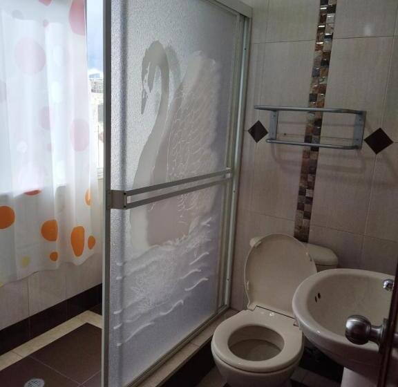 اتاق لوکس, Velanez Suite Riobamba