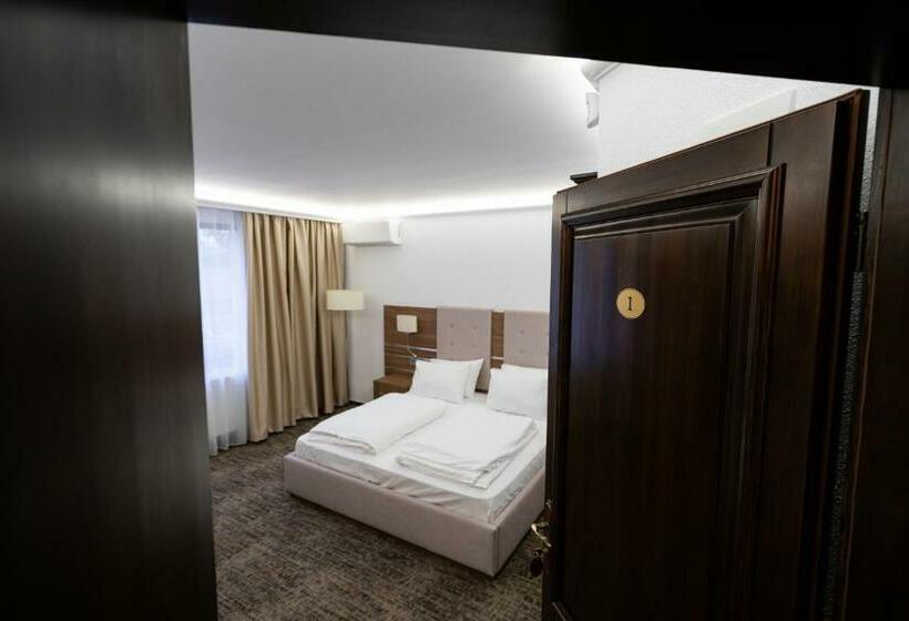 اتاق استاندارد, Pensiunea White Residence