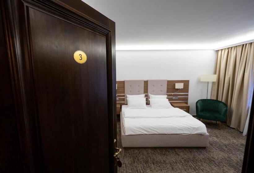 اتاق استاندارد, Pensiunea White Residence