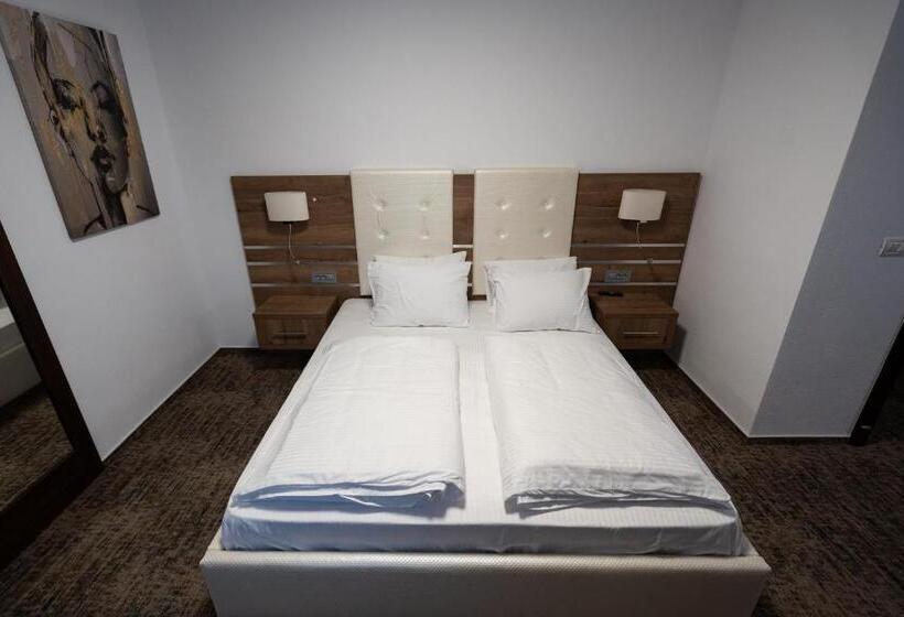 اتاق استاندارد, Pensiunea White Residence