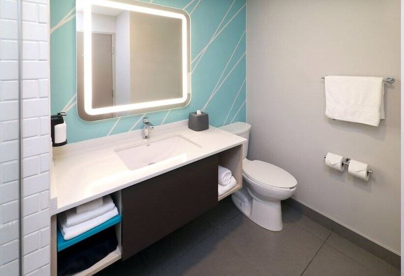 اتاق استاندارد, Avid Hotels   Tijuana   Otay, An Ihg