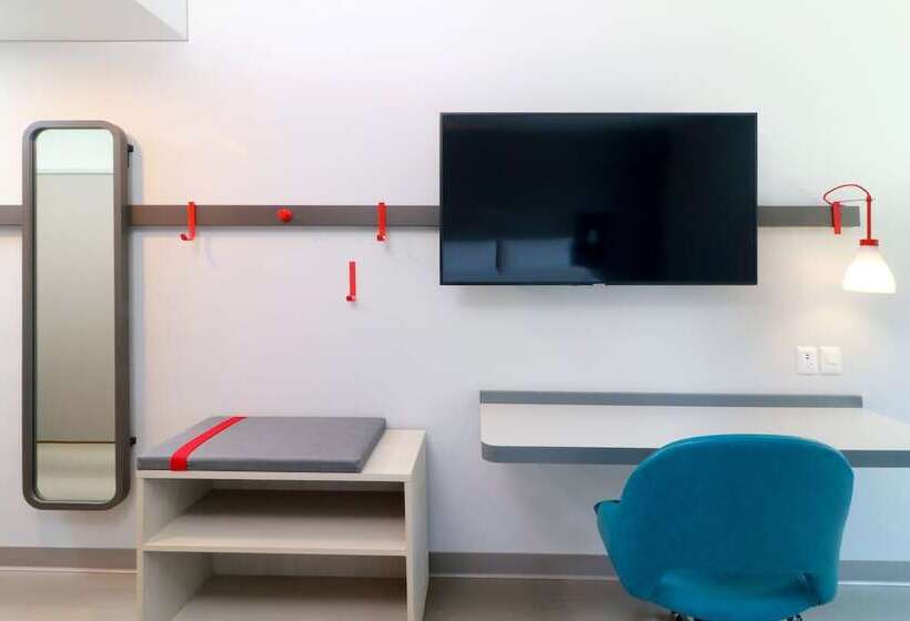 اتاق استاندارد, Avid Hotels   Tijuana   Otay, An Ihg