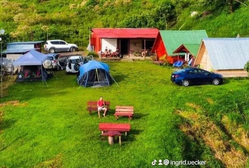 اتاق استاندارد با چشم‌انداز کوهستان, Sunset Inn