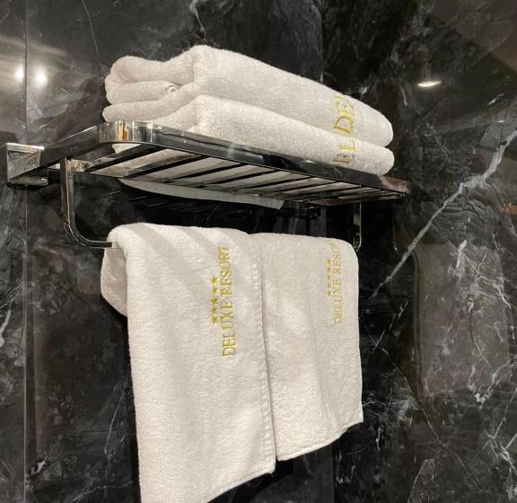 اتاق لوکس, Deluxe Resort And Spa