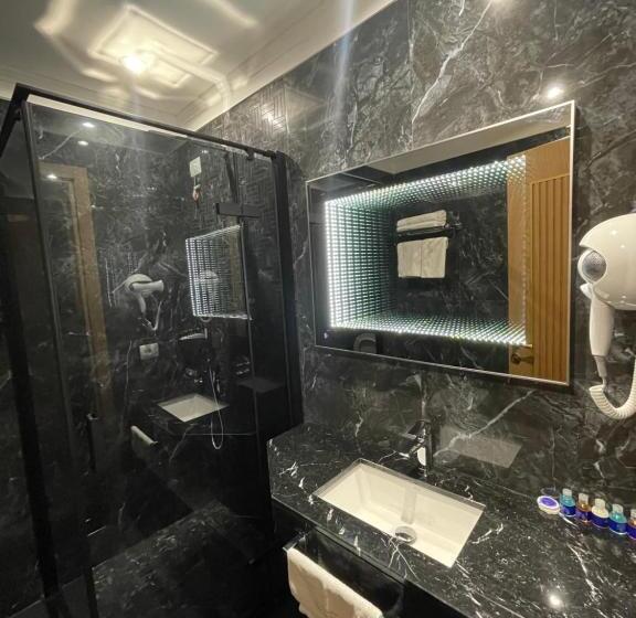 اتاق استاندارد با تخت بزرگ, Deluxe Resort And Spa