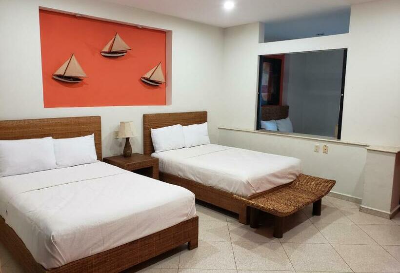 سوییت جونیور با چشم‌انداز استخر, Carasol Villas Y Suites Privadas