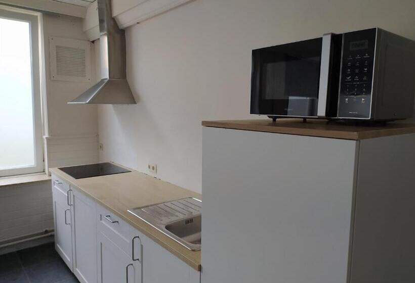 اتاق استاندارد چهار تخته, Casa Lommel
