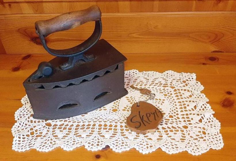 اتاق استاندارد اینتریور, Agriturismo Skerlj