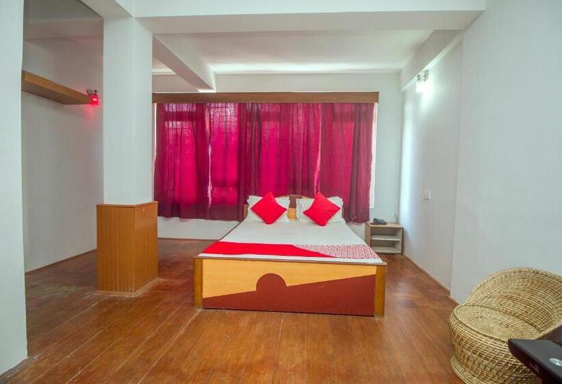 اتاق کلاسیک سه تخته, O Nourpem Residency