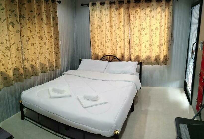 بانگلوی استاندارد, Guesthouse 88 Phang Nga