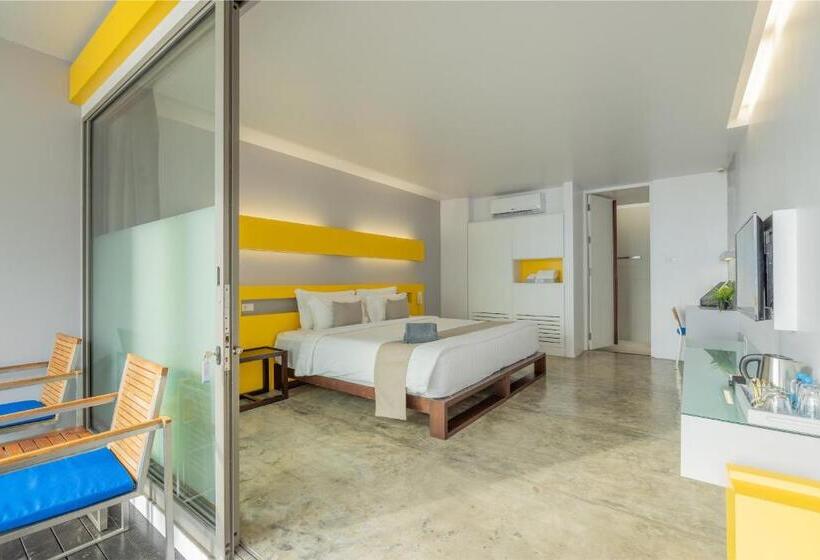 带泳池观景的豪华房, Explorar Koh Phangan   Adults Only Resort And Spa