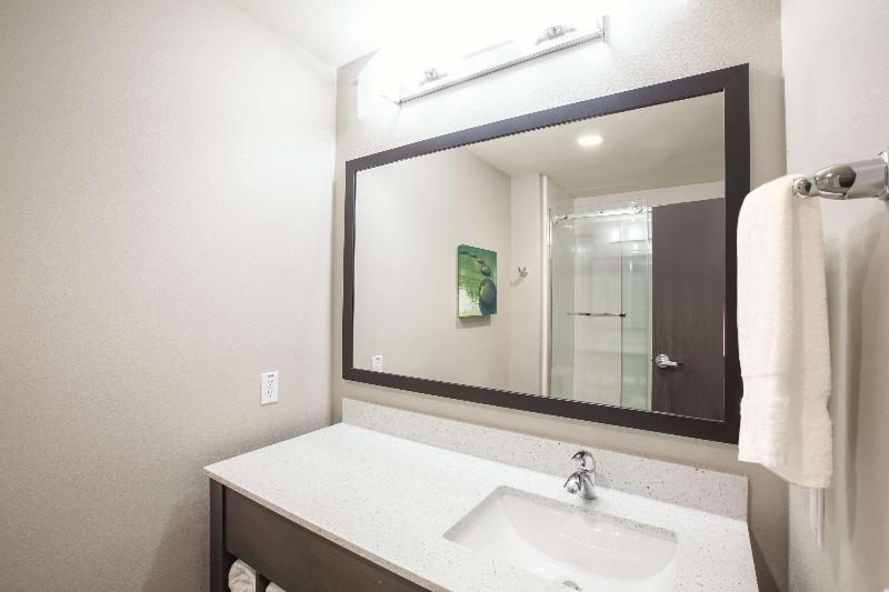 سوییت اجرایی, Adabco Boutique Hotel Adelaide
