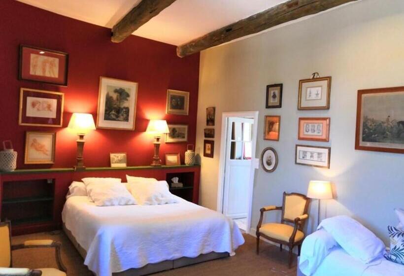 اتاق لوکس چهار تخته, Chambre D Hôtes Au Domaine Du Soleil Couchant