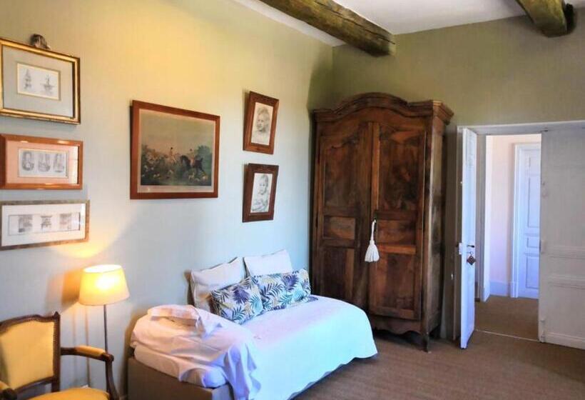 اتاق لوکس چهار تخته, Chambre D Hôtes Au Domaine Du Soleil Couchant