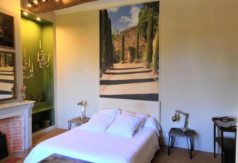 اتاق لوکس, Chambre D Hôtes Au Domaine Du Soleil Couchant