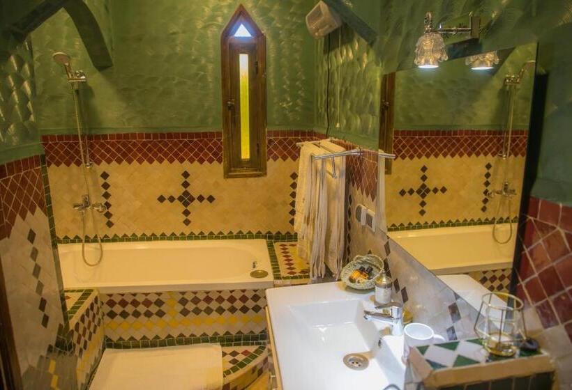 Deluxe Suite King Bed, Ksar Elkabbaba Kasbah & Spa