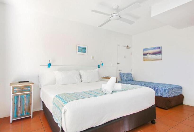 Standard Room, Lennox Beach Resort