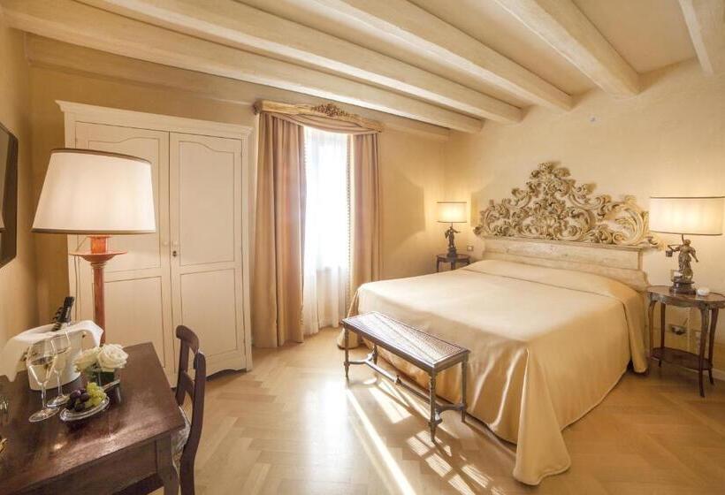 Superior Room, Relais Fra' Lorenzo