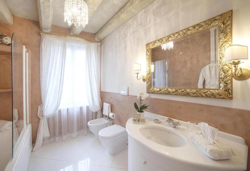 Quarto deluxe, Relais Fra' Lorenzo