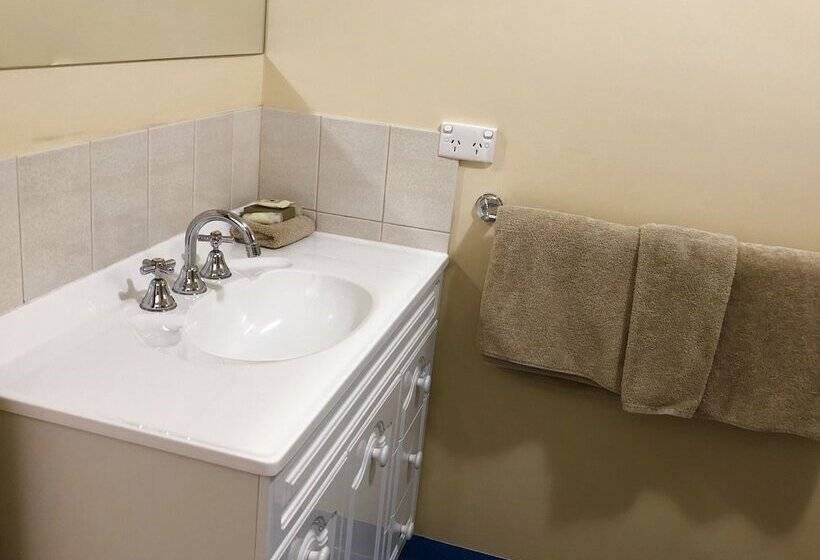 اتاق استاندارد, Sheffield Motor Inn