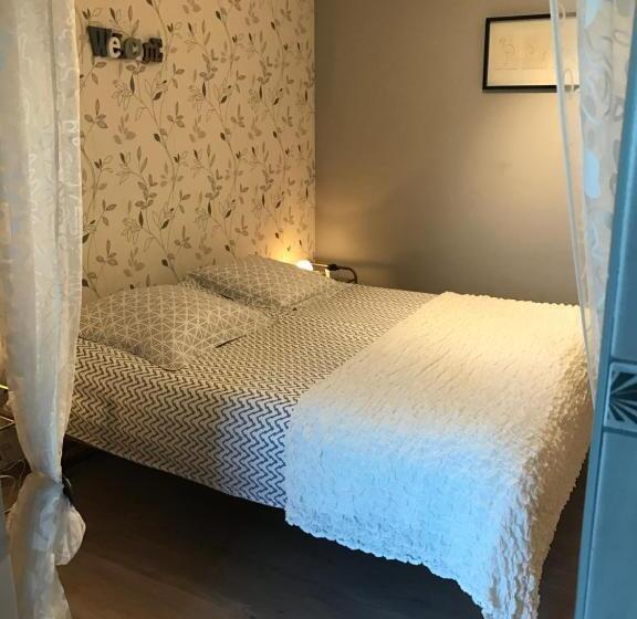 اتاق استاندارد با تخت بزرگ, B&b La Grande Dame